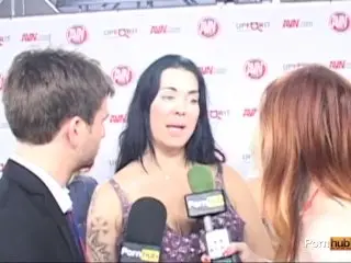 PornhubTV Chyna Interview at 2012 AVN Awards