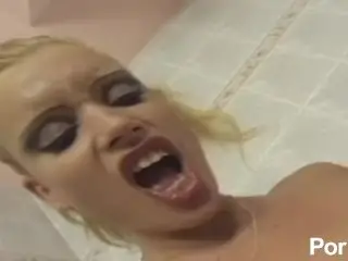 Lesbian Lounge 02 - Scene 2