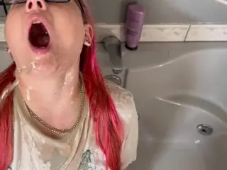 Piss Slut Compilation. LOVES PISS!!