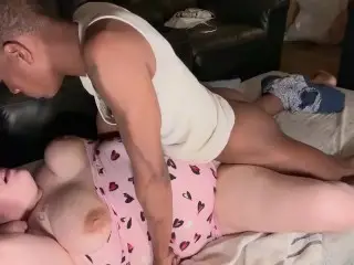 Pussy Eating and Pounding that Twat