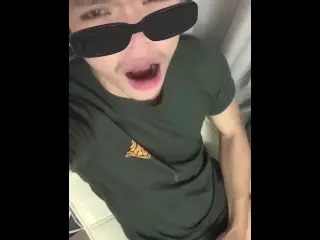 Rainy Day Rainy Cum / Thai Boy