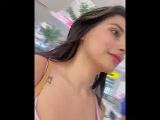 Chica Colombiana De 23 Años Se Masturba En El Centro Comercial De Colombia 🇨🇴 ( JENIFERPLAY )