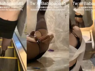 [babapapa85] Sissy Wearing a Black Silk Stiletto High-heels Pee in the Mall