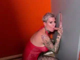 Gloryhole Jede Menge Schwänze Im Pornokino