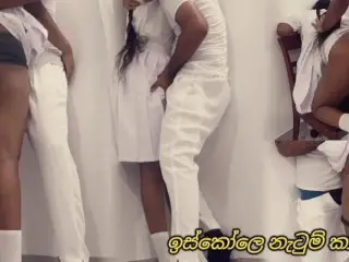 11 වසරෙ කපල් එක ඉස්කෝලෙ නැටුම් කාමරේ.. 😱 | Sri Lankan Collage Couple Rough Fuck in the Dancing Room