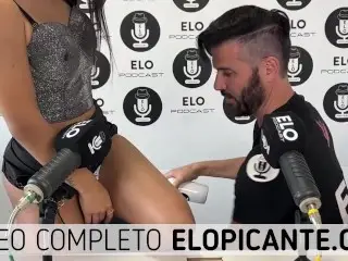 ELO PODCAST LE PASA CREMA POR LAS PIERNAS a MILU LOPEZ