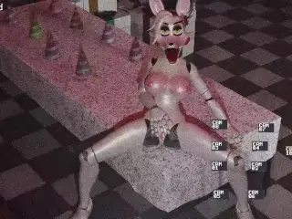 A very Strange Pizzeria with a very Strange Mangle