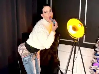 Anal Plug in the Ass with Hot High Heels and Sexy Jeans