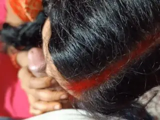 Bhabhi Ko Poocha Lagate Huye Chod Diya