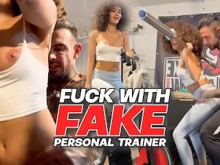 VENGO SCOPATA IN PALESTRA: Durante L'allenamento Il Mio PERSONAL TRAINER Mi Scopa Fortissimo