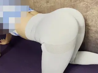 Farting while Im doing Yoga (FREE FULL VIDEO)