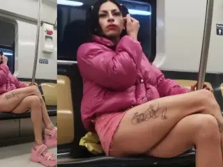 Beauty Tranny on De Subway