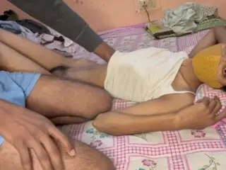 Desi Indian Girlfriend Fucked in the Home