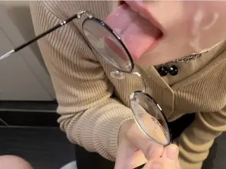 My Girlfriend PLAYING with my FORESKIN and I CUM on her GLASSES