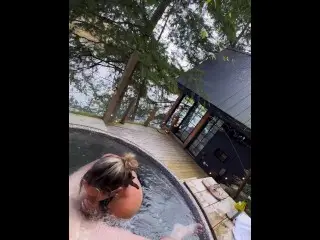 Outdoor Blowjob in Hot Tub! we Rented this Vacation Home!