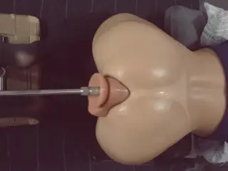 Oiled up Shemale on the Fuckmachine