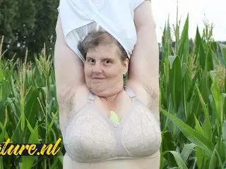 Hairy Mature BBW Tina Plays with her Huge Ass & Fat Pussy in a Corn Field