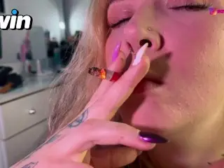 SMOKING FETISH 2 - MEU STEP SIS AMA VER EU FUMANDO E MAMANDO ELE