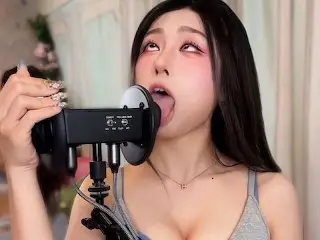 ASMR LICK ｜LonikaMeow港女舔耳 顱內高潮 3Dio Ear Licking Ahegao Kisses 耳舐め CK內衣【No ADs on PATREON & ONLYFANS】