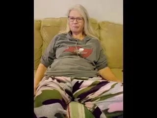 Hot MILF Shaves and Masturbates Til Orgasm!