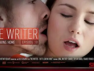 Hot Writer goes Wild with Multiple Sexy Scenarios and Partners