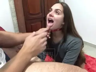 Namorada Submissa com Coleirinha Pet é Diciplinada e Fodida | Creampie, Squirt Masculino, Dominação