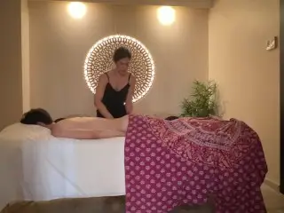 Balinese Massage with Hot Oil