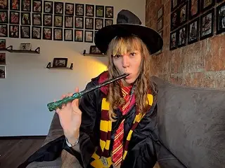 Magic Moments with Horny Hermione !!