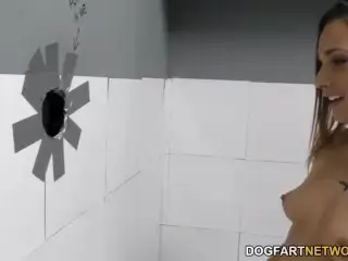 Jaye Summers Gets Black Cock - Gloryhole