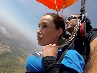 The News @ Sex - Skydiving with Lisa Ann! Pt 2