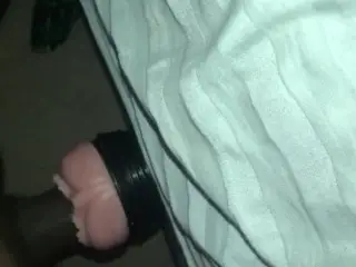 STR8 MARRIED 6’8 BODYBUILDER FUCKS FLESHLIGHT BLAST THICK CUM