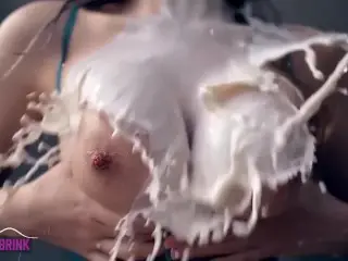 Boobs Shaking - Milk Play - Slowmotion