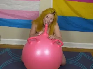 Shiloh Ren does Yoga and Fucks an Exercise Ball till she Cums