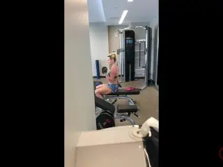 Sydney's Sneaky Hotel Workout