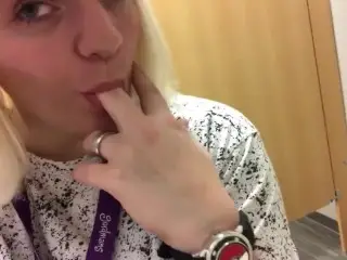 Masturbating at my old Job! Shhhhh...