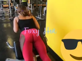 Foxy Hot Heats the Maintenance of your Gym, you Wear Transparent Clothes