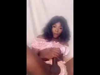 Black Tranny Feeling Horny on Snapchat