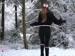 DestinationKat Hoops in the Snow