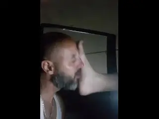 Feet Worshipe in the Carpark