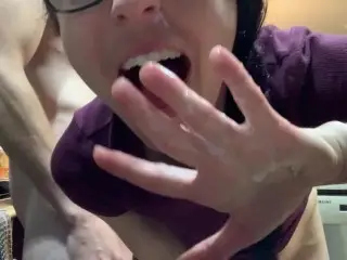 Making out Leads to Fucking Nerdy Faery