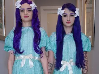 Come Play with Us! Evil Twinning STEPSIS Suck me OFF