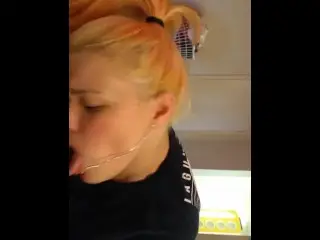 Sexy 21 Yr old Sucking like a Champ