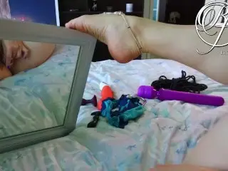 Mirror Play with my Freaky Girlfriend and my Throbbing Orgasmic Pussy