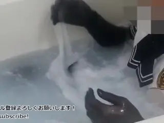 【WAM】セーラー服と黒ストッキングでローション風呂に浸かる/School Sailor. Pantyhose. Lotion Bath. Slime.