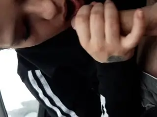 Deepthroat in the Car - first Video