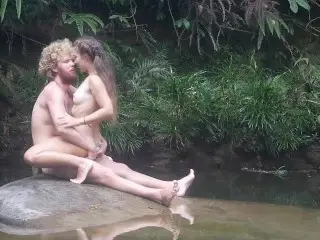 Wild Man Seduces Beautiful Girl in the Blue Lagoon and have Amazing Sex with her