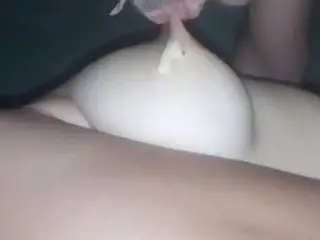 Amamantando a Mi Marido, Unta Leche Condensada y me Chupa Muy Duro Los Pezones