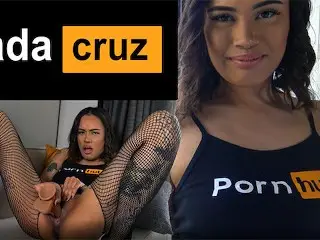 Lubed up Jada Cruz Stuffs her Pretty Pussy with a Dildo!