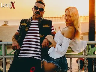 TOUGHLOVEX third Wheel with Sexy Blonde Kenna James