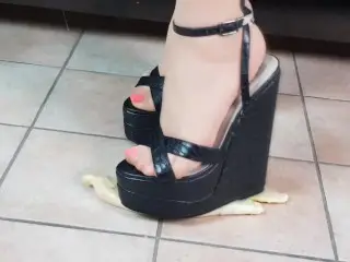 Shoejob, Footjob, Condom Blowjob & Banana Crush